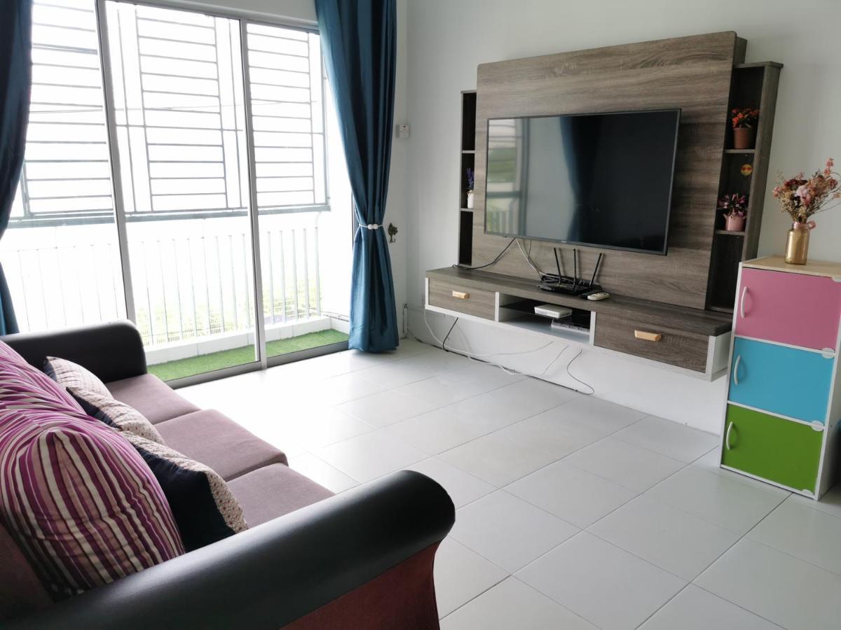 167 Aesthetic Lakeview Photograph Putrajaya